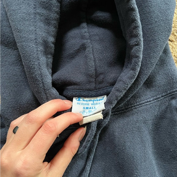 Vintage Champion Reverse Weave Heavyweight Navy Blue Hoodie - Picture 2 of 3